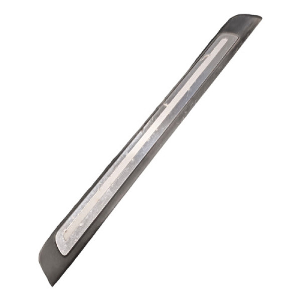 Soleira Porta Dianteira Direita Audi A4 2010/2014 8k0853374 Preto