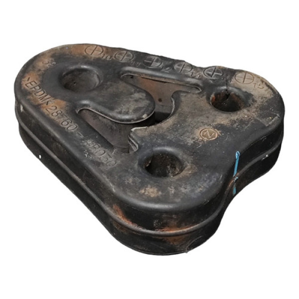 Borracha Escape 287604b030 Toyota Yaris 1.5 2021 2022 2023 1