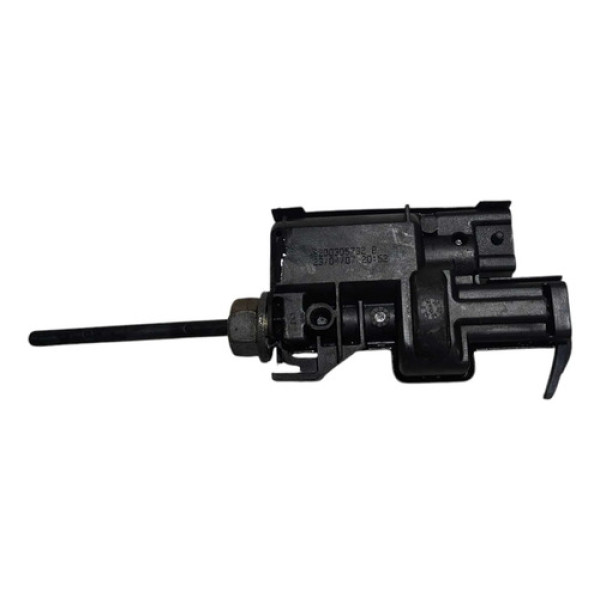 Trava Portinhola Tanque 8200305732 Renault Megane 2007/2011