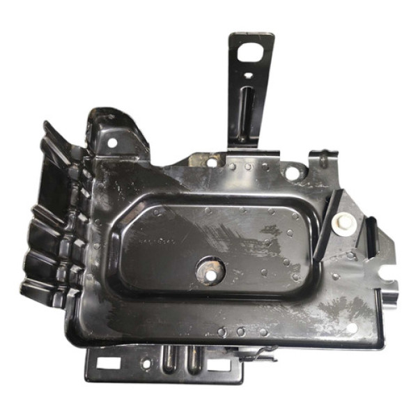 Moldura Suporte Bateria Gm Equinox Primer 2021/23 84179727c