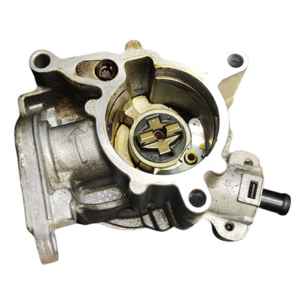 Bomba Vacuo 1131130 Volkswagen Jetta 2.0 2013 A 2015 Prata