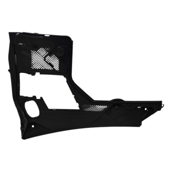 Grade Churrasqueira Esquerda Mercedes C180 1.6 2015 A 2018