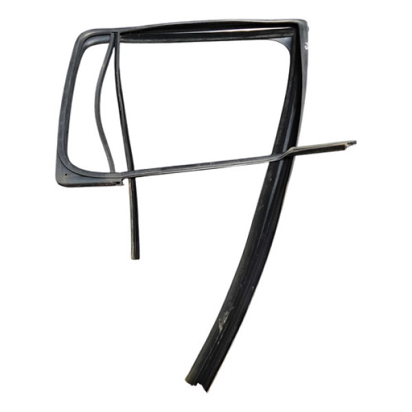 Borracha Guarnição Vidro Tras Direito Vw Amarok 2017 A 2019 Preto