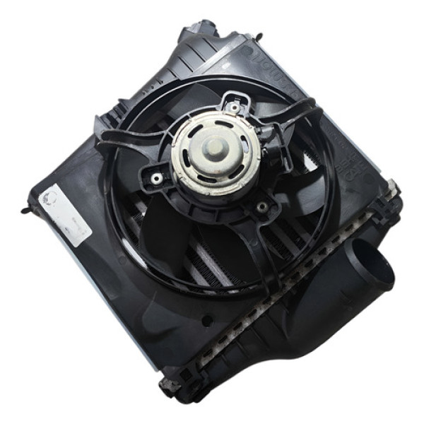 Radiador Intercooler A4515000901 Smart Fortwo 1.0 2009/2011