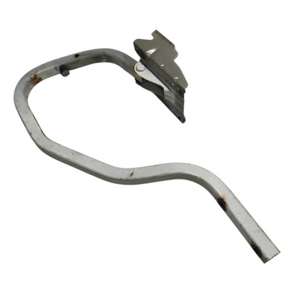 Dobradiça Direita Porta Malas Nissan Versa 2016 A 2019