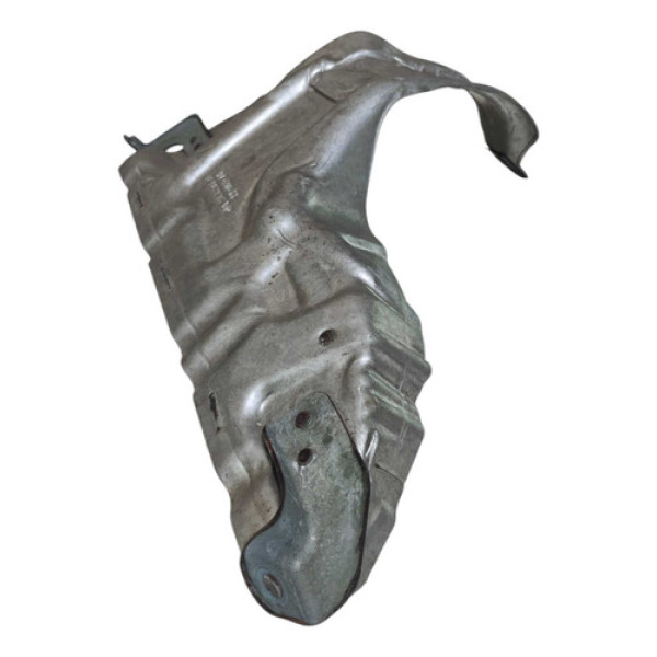 Protetor Calor Escape Mercedes C180 2014 A 2016 A2741420320 Prata