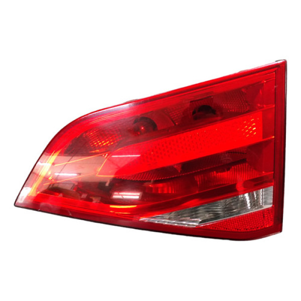 Lanterna Tampa Traseira Direita Audi A4 2009 2010 2011