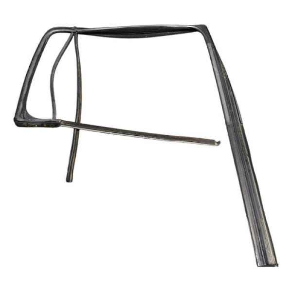 Canaleta Vidro Traseiro Esquerdo Vw Amarok 3.0 V6 2016/2022