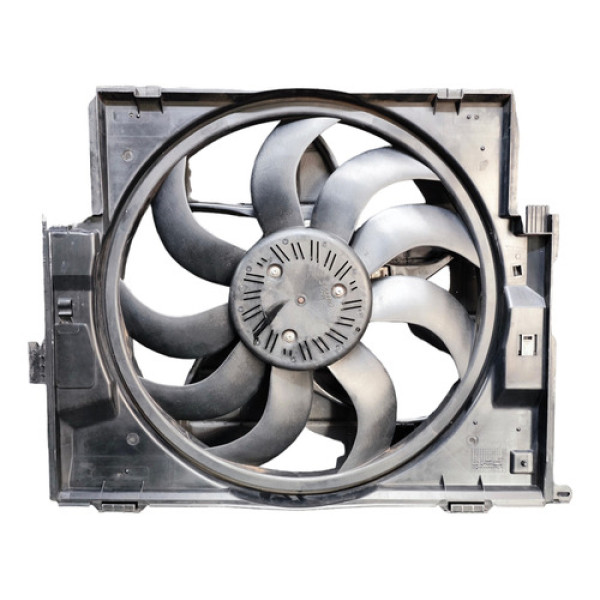 Defletor Ventoinha Bmw 320 2.0 2013 2014 2015 861631501 