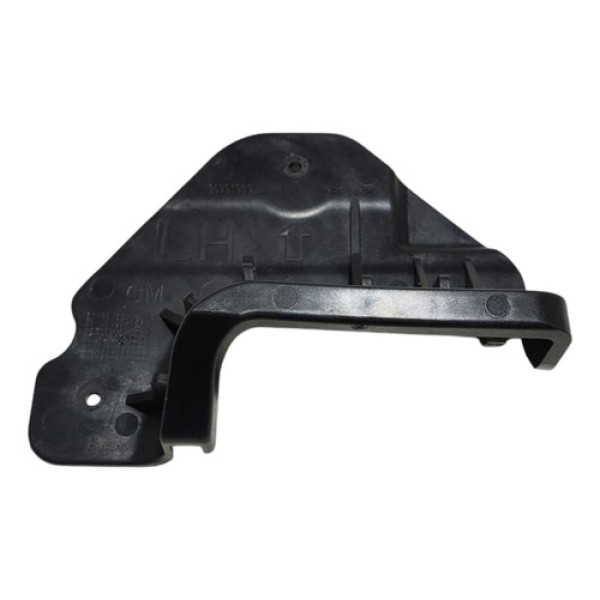 Moldura Fechadura Traseira Esq Chevrolet Tracker 2014/2019 