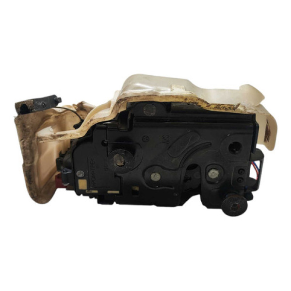 Fechadura Porta Dianteira Direita Vw Jetta 2007 A 2010 