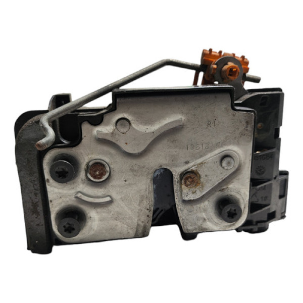 Fechadura Porta Tras Dir Chevrolet Onix 2012 A 2014 3031084