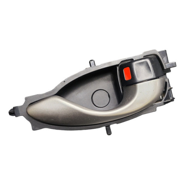 Maçaneta Interna Dianteira Direita Toyota Yaris 2019 A 2022 Prata Dianteira