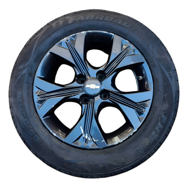Roda Aro 15 C/pneu Gm Onix 2020 2021 A 2024 C/detalhe Preto