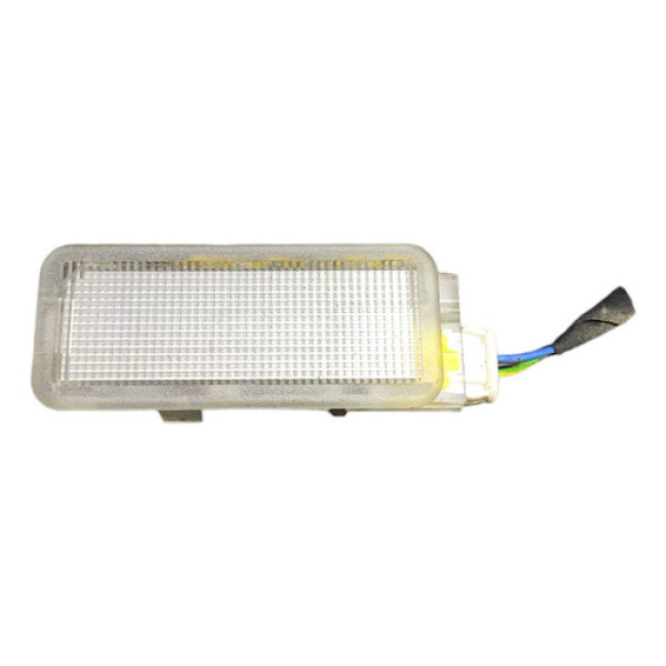 Luz Interna Cortesia Peugeot 208 2020 2021 2022 2023