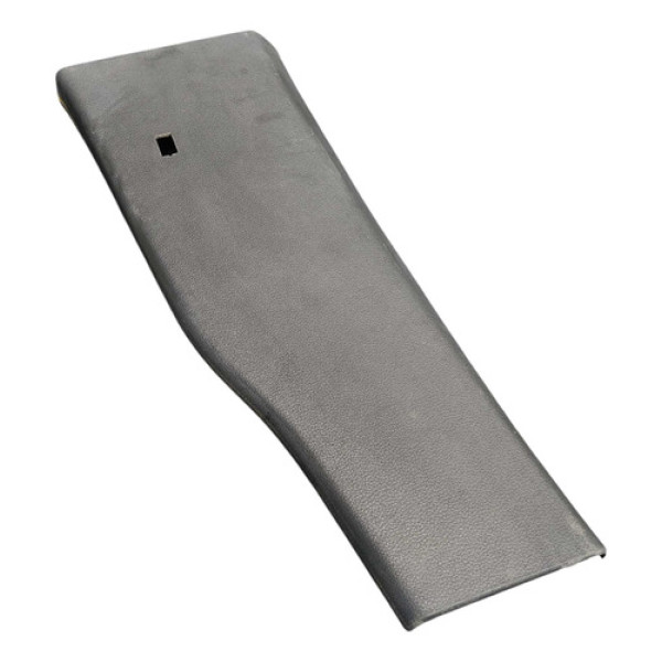 Moldura Inferior Coluna Esquerda Vw Amarok Highline 2018/20