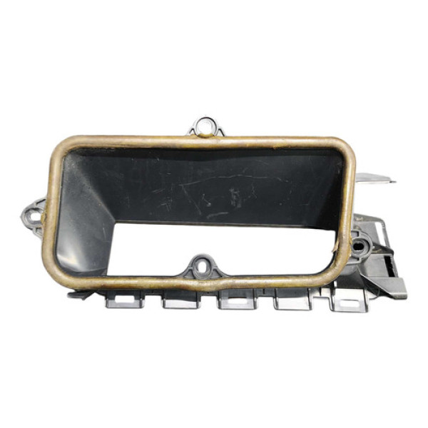 Moldura Difusor Ar Esq Mercedes C180 2016/2019 A2058308104 