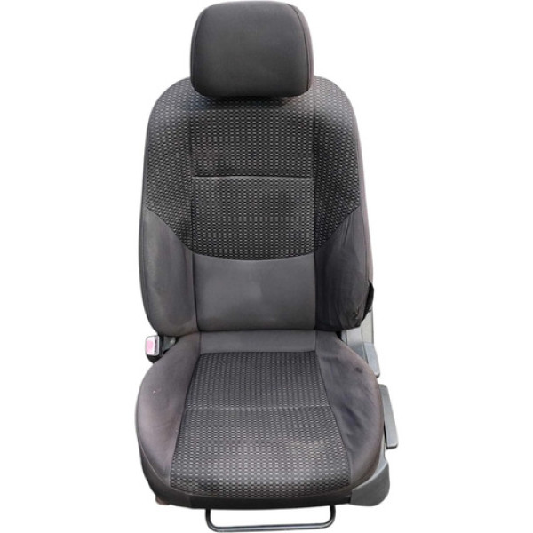 Banco Dianteiro Esquerdo Hyundai I30 2014 2015 2016 Detalhe Preto