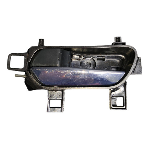 Maçaneta Interna Dianteira Esquerda Nissan Kicks 2017 2018 1 Dianteira