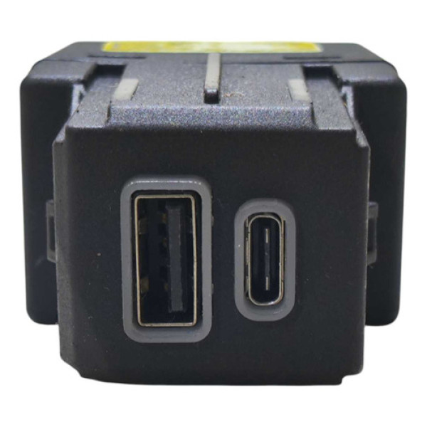 Moldura Entrada Usb/tipo C Jeep Compass 2022 A 2024 35272124