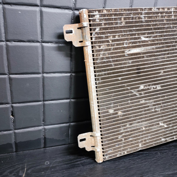Condensador Ar Renault Scenic 1.6  2.0 2000 2001 2002