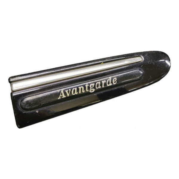 Aplique Emblema Paralama Direito Mercedes E320 2003 A 2005