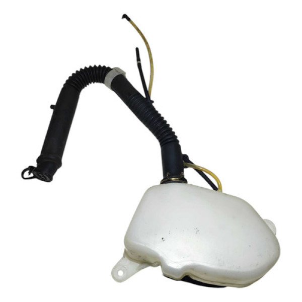 Reservatorio Agua Parabrisa Mitsubishi Pajero 2000 A 2006