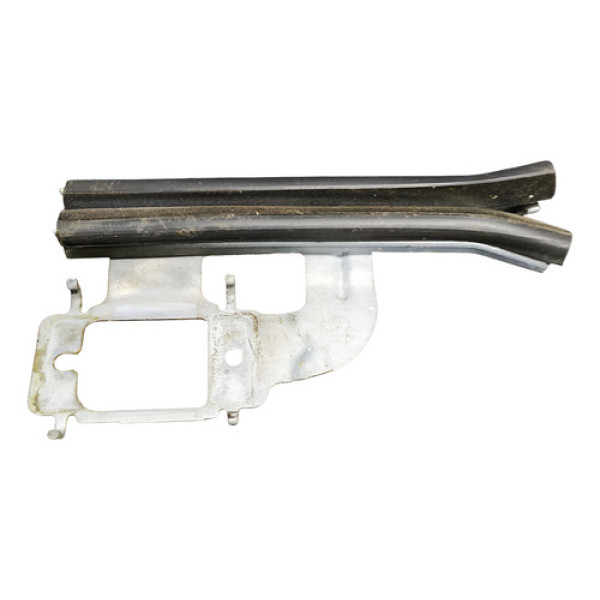 Guia Vidro/suporte Limitador Tras Esq Peugeot 208 2013/2015 Preto