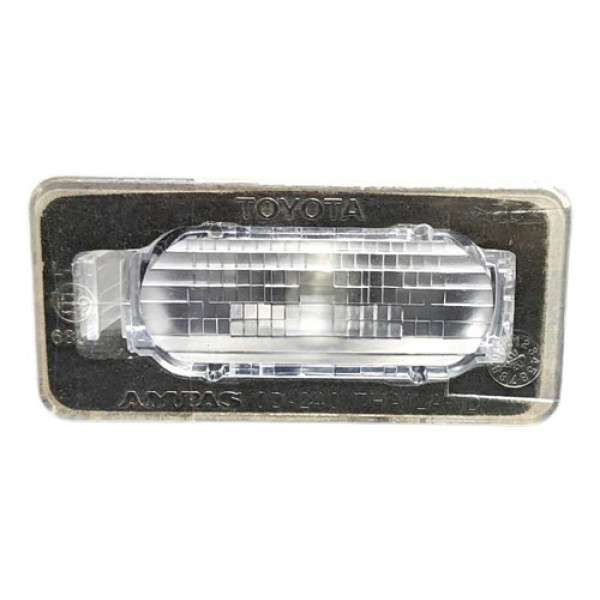 Lanterna Luz Placa Toyota Yaris 1.5 Xl Sedan 2023 A 2024