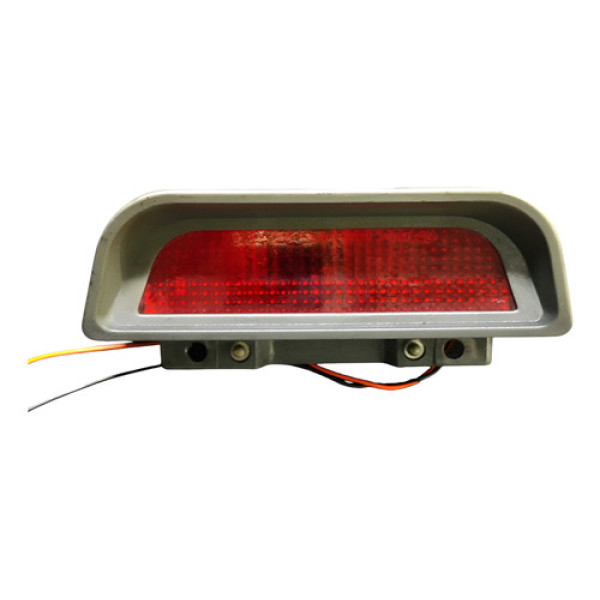 Lanterna Traseira Central Breaklight Vw Passat 2005 A 2007 Ambos Lados Vermelho