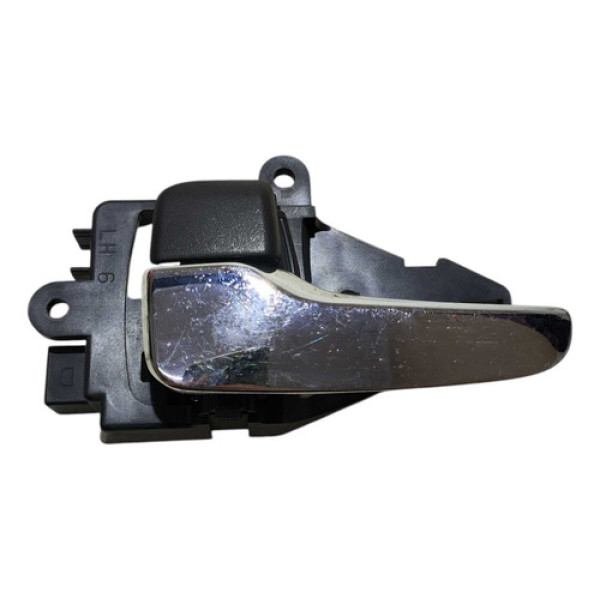 Maçaneta Int Diant Esq Mitsubishi Lancer 2012/14 Mn105359 Preto Dianteira