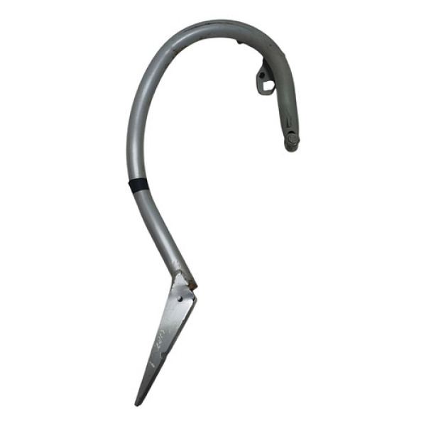 Dobradiça Direita Porta-malas Mercedes C280 2010 2011 2012