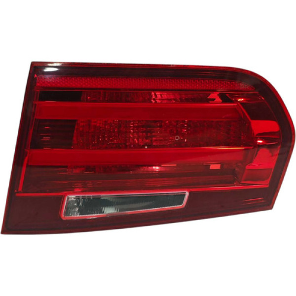 Lanterna Tampa Traseira Direita Bmw 320i 2014 2015 2016 Direito/passageiro Vermelho