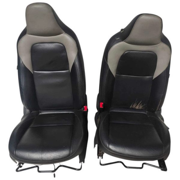 Jogo Banco Dianteiro Chevrolet Onix Plus 2020 A 2024 Detalhe Preto