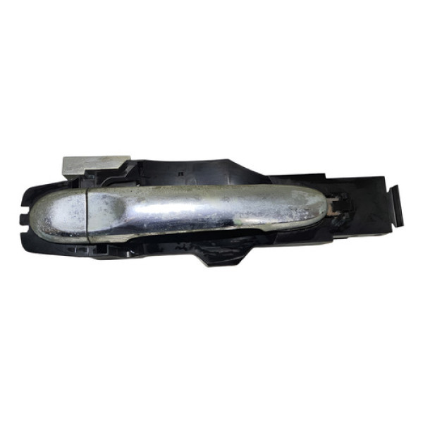 Maçaneta Ext Diant Direita Nissan Versa 2013 A 2020 Prata Prateado Dianteira