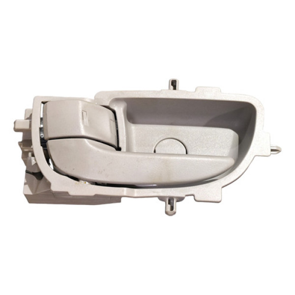 Maçaneta Interna Traseira Esquerda Toyota Corolla 2015 2016  - Preto - Traseira