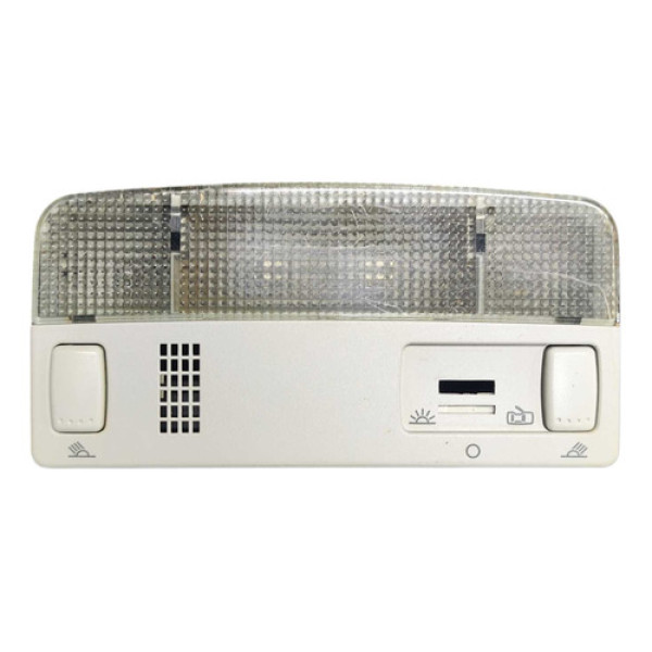 Luz Teto Cortesia Vw Amarok 3.0 V6 2018/20 3b0947105 Detalhe