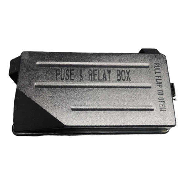 Tampa Caixa Fusível 8239032121 Ssangyong Kyron 2007 A 2011