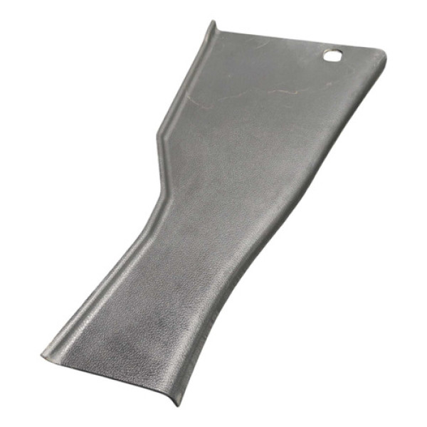 Moldura Inferior Tras Dir Vw Amarok Highline 3.0 2018/2020