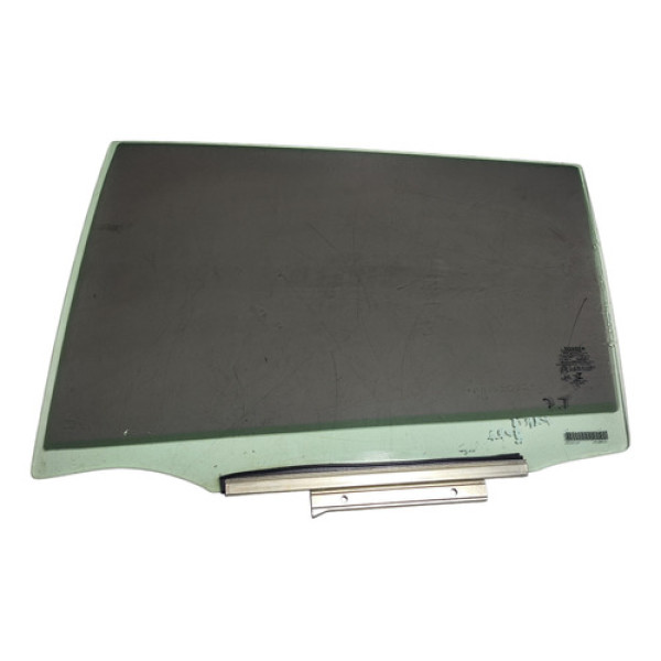 Vidro Porta Traseira Esquerda Toyota Yaris 2022 2023