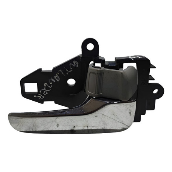 Maçaneta Porta Traseira Direita Mitsubishi Outlander 2013/16 Cromado Traseira