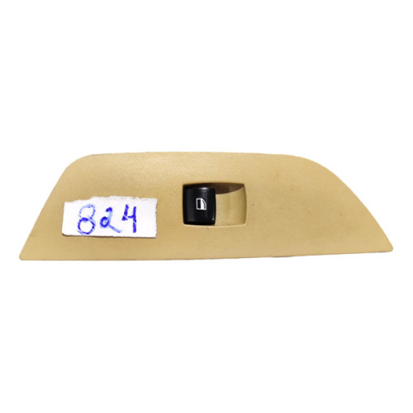 Moldura Botão Vidro Dianteiro Direito Bmw X1 2013 29929407