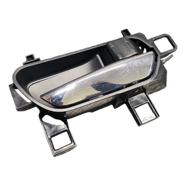 Maçaneta Int Diant Dir Nissan Kicks 2017 2018 2019 2020 2021 Preto Dianteira