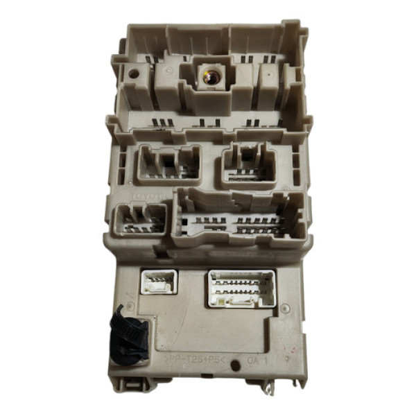 Caixa De Fusível Toyota Rav4 2001 2002 2003 2004 2005