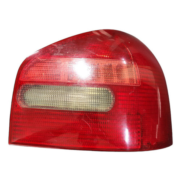 Lanterna Traseira Direita Audi A3 1998 1999 2000 Direito Vermelho