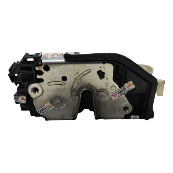 Fechadura Porta Dianteira Direita Bmw 320i 2010/2012 A053702