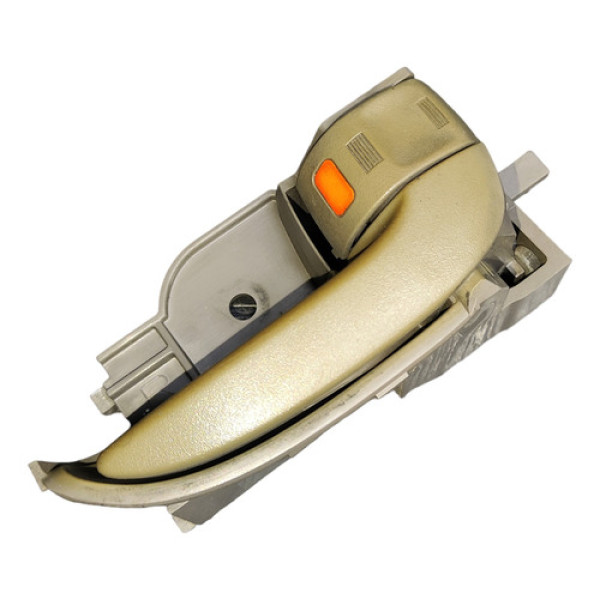 Maçaneta Interna Traseira Direita Toyota Corolla 2000 A 2006 1 Traseira