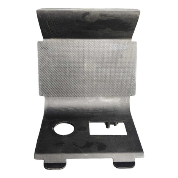 Moldura Central Usb Acendedor Hyundai Hb20 2013/18 846211s10