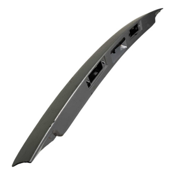 Moldura Luz Placa Chevrolet Cruze Sedan 2013 2014 A 2016