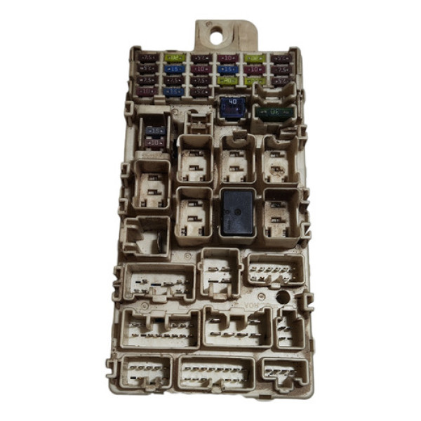 Caixa Fusível Mitsubishi Pajero Dakar 2011 2012. Detalhe